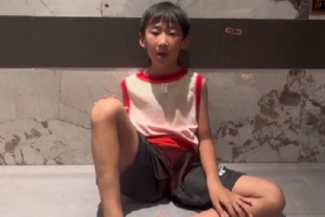 澳客网官网-剪辑型球员？周琦儿子糊糊打U6比赛：我要努力训练填满技能点