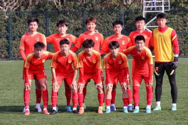 澳客网官网-01国奥再遭中超球队绝杀 教练组第一时间现场纠错